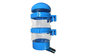 water dispenser for dog crate